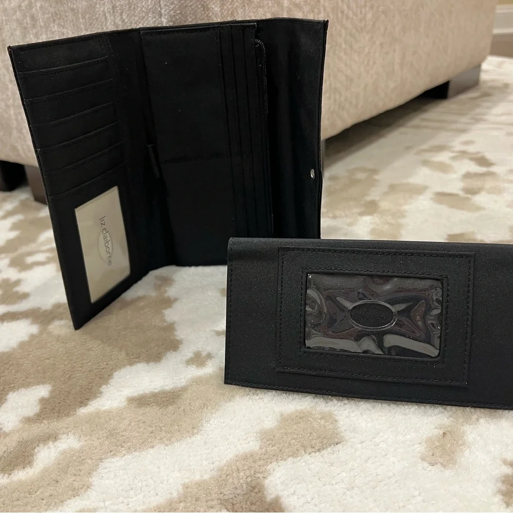 Liz Claiborne Faux Snakeskin Wallet- NWT